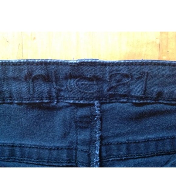 Rue 21 Girls Ash Black Jeans Size 1/2 Distressed - Picture 3 of 12